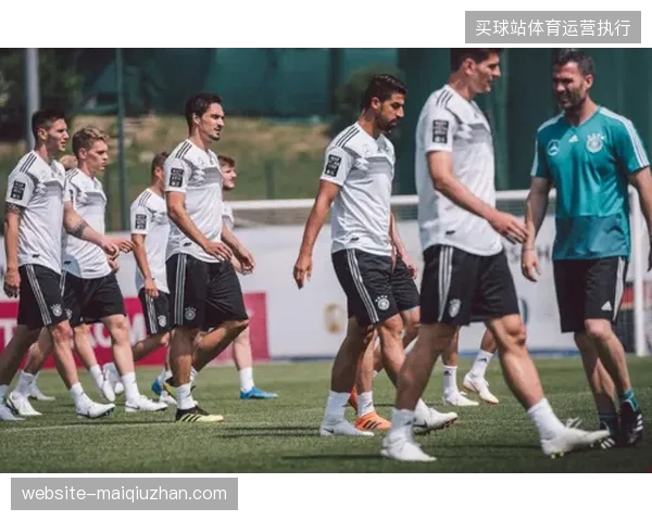 德国队通过大胜热身赛检验新阵容，寻找中卫位置上的最优组合将是世界杯前的首要任务